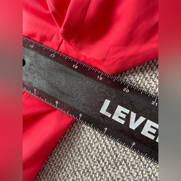 Anne Klein Red Trench Coat Lightweight Design - Picture 9 of 16